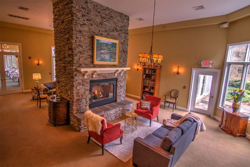 Guest Lounge at Stone Hill Inn in Stowe, Vermont