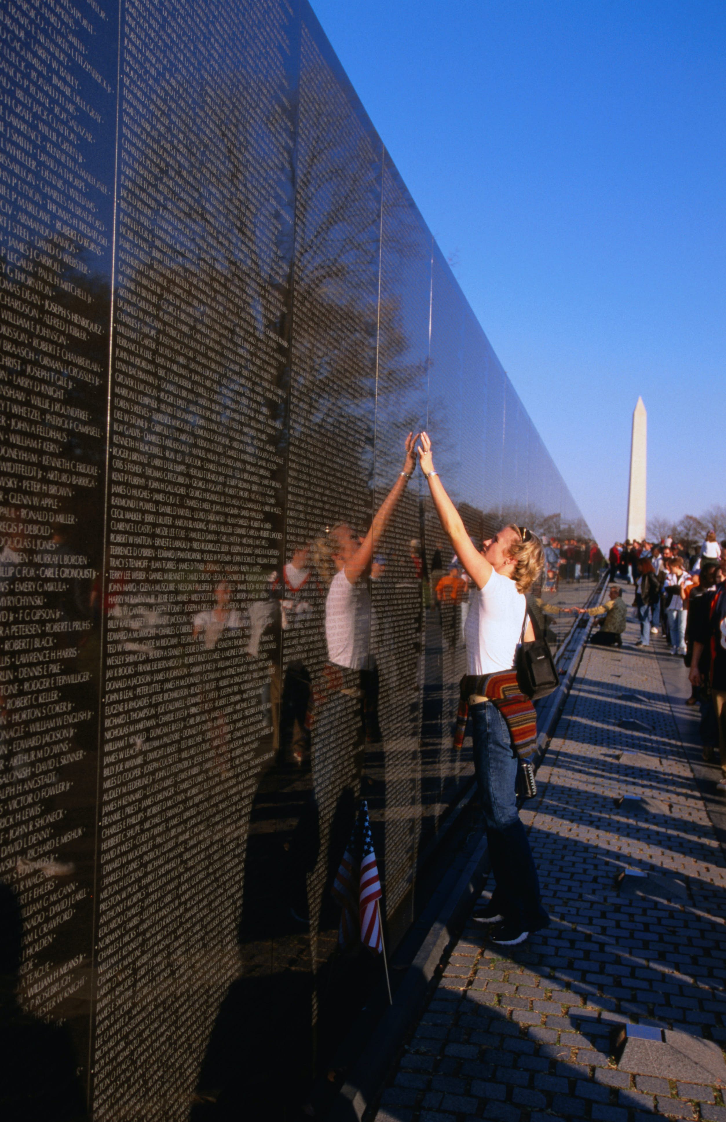 LPI-9426-136.jpg LPI-9426-136.jpg